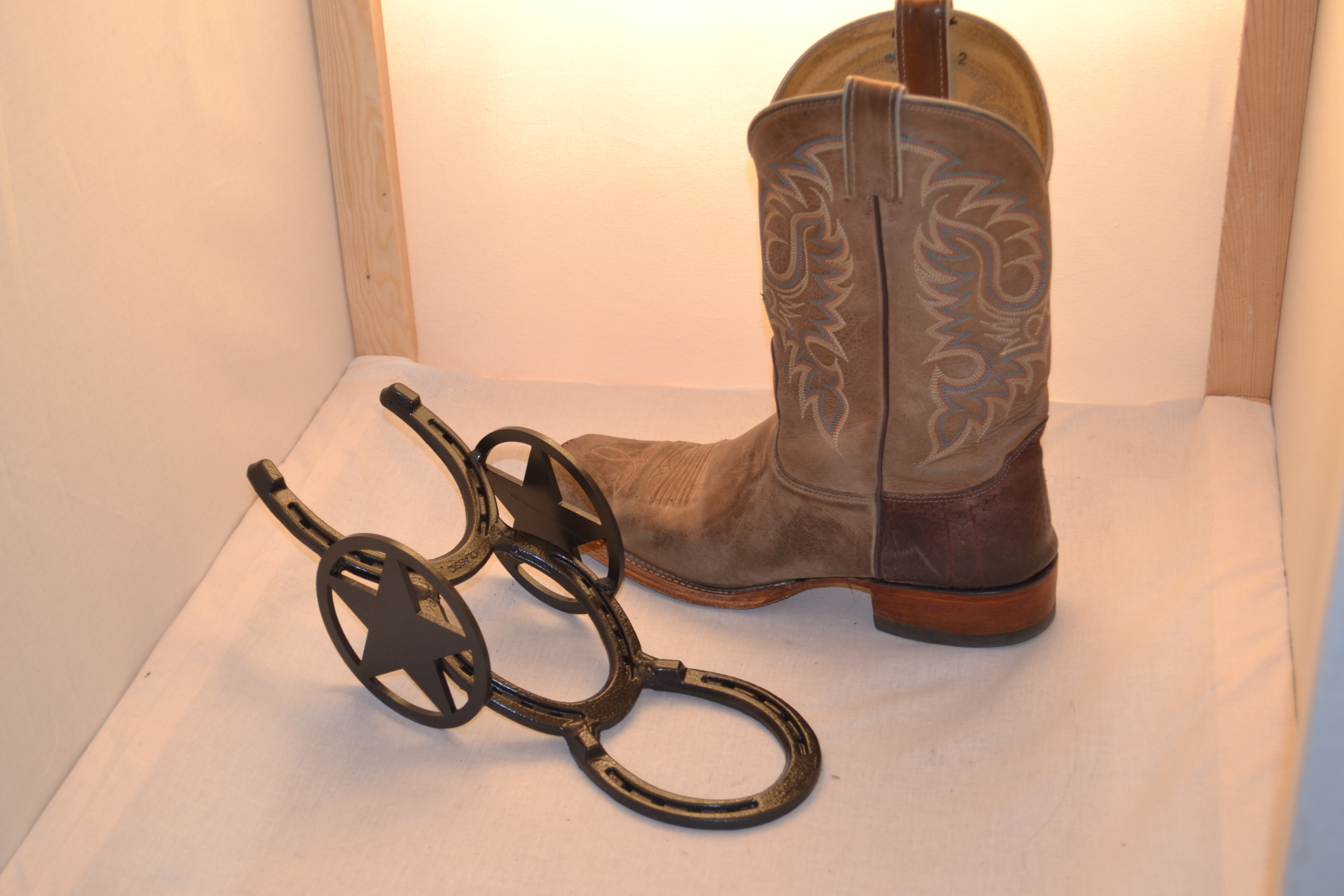 Rustic Horseshoe Boot Puller (Boot Jack)